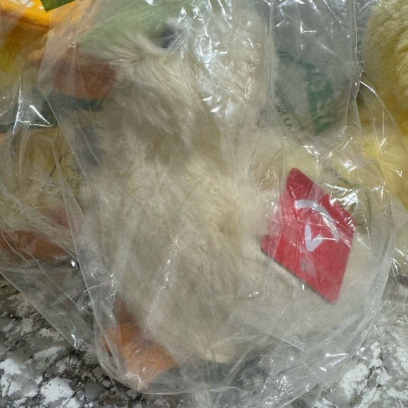 Set of 4 stuffed ducks all in original plastic. NWT - Picture 5 of 5